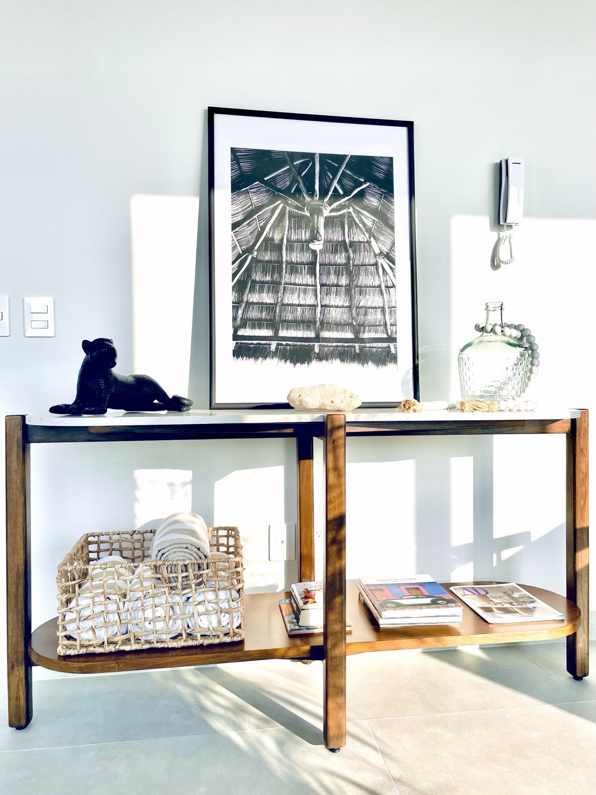 Boho decor details and console table — Oporto 405