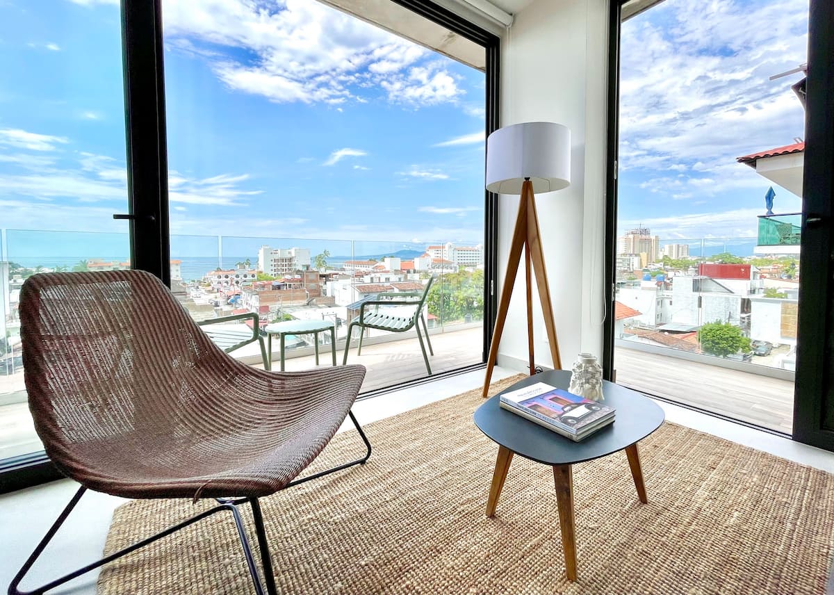 Reading nook facing Banderas Bay — Oporto 405
